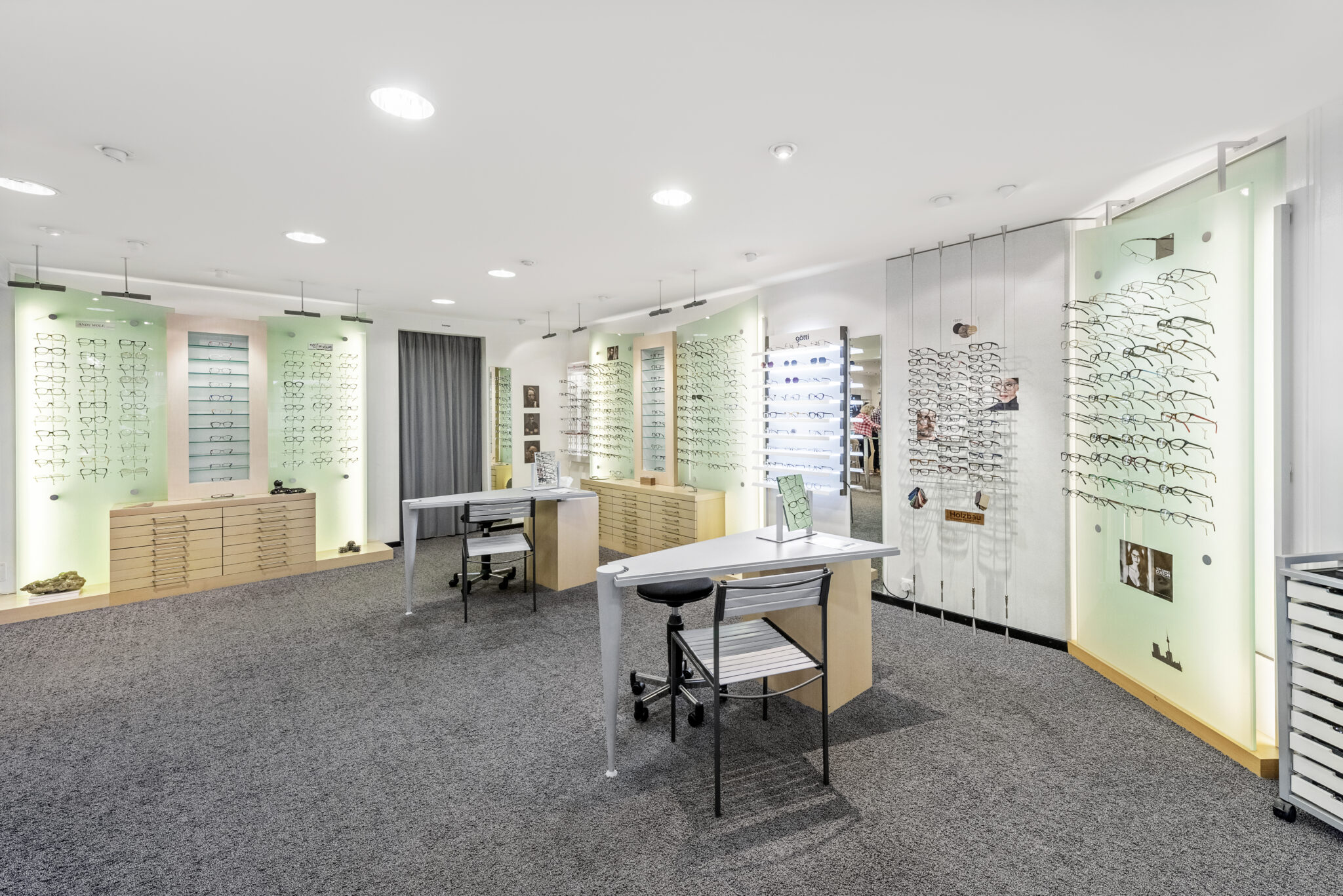 Innenansicht von Roder OPTIK AG, Bild 4 von 4