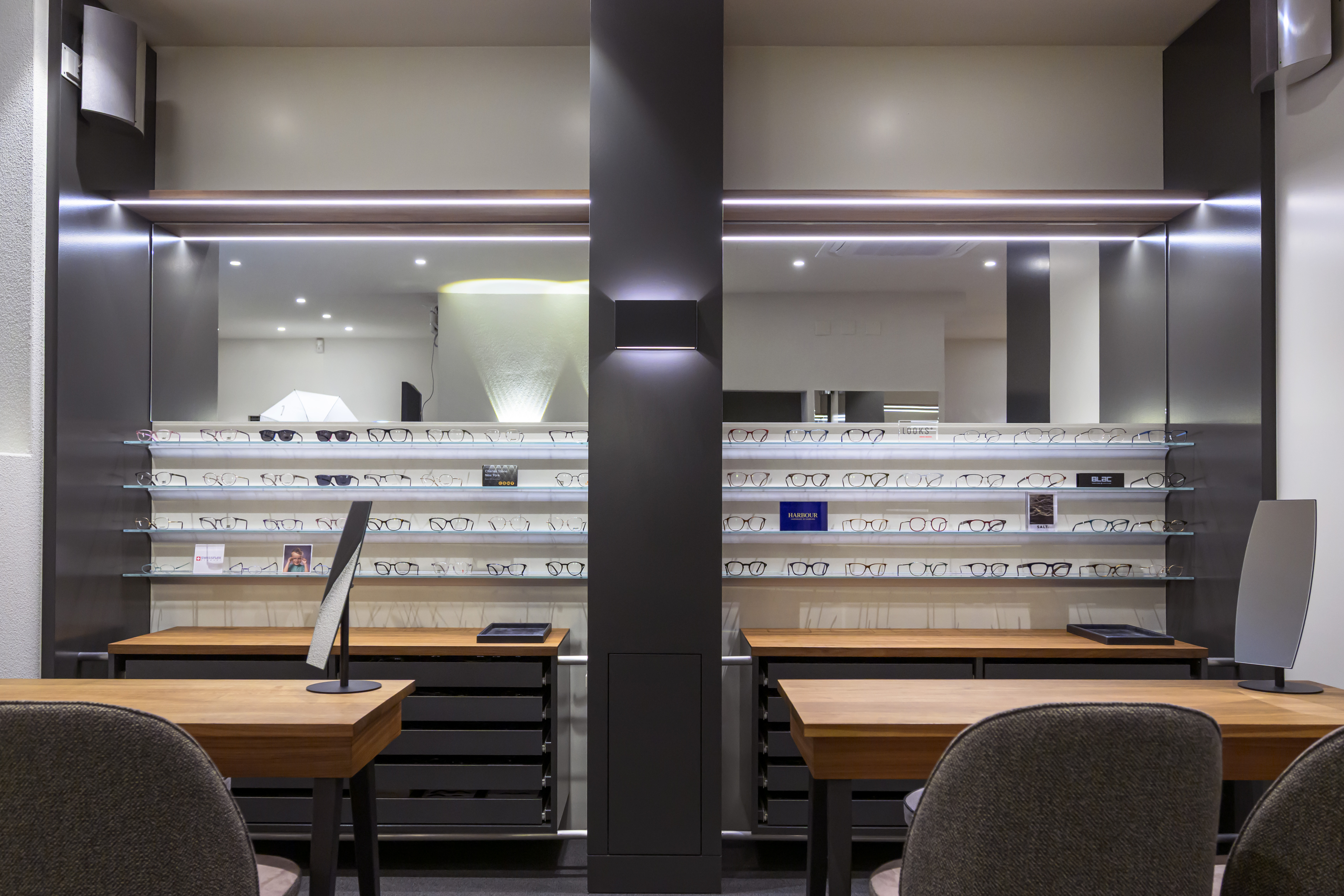 Innenansicht von Moser Optik AG | Brillen & Kontaktlinsen, Bild 3 von 4
