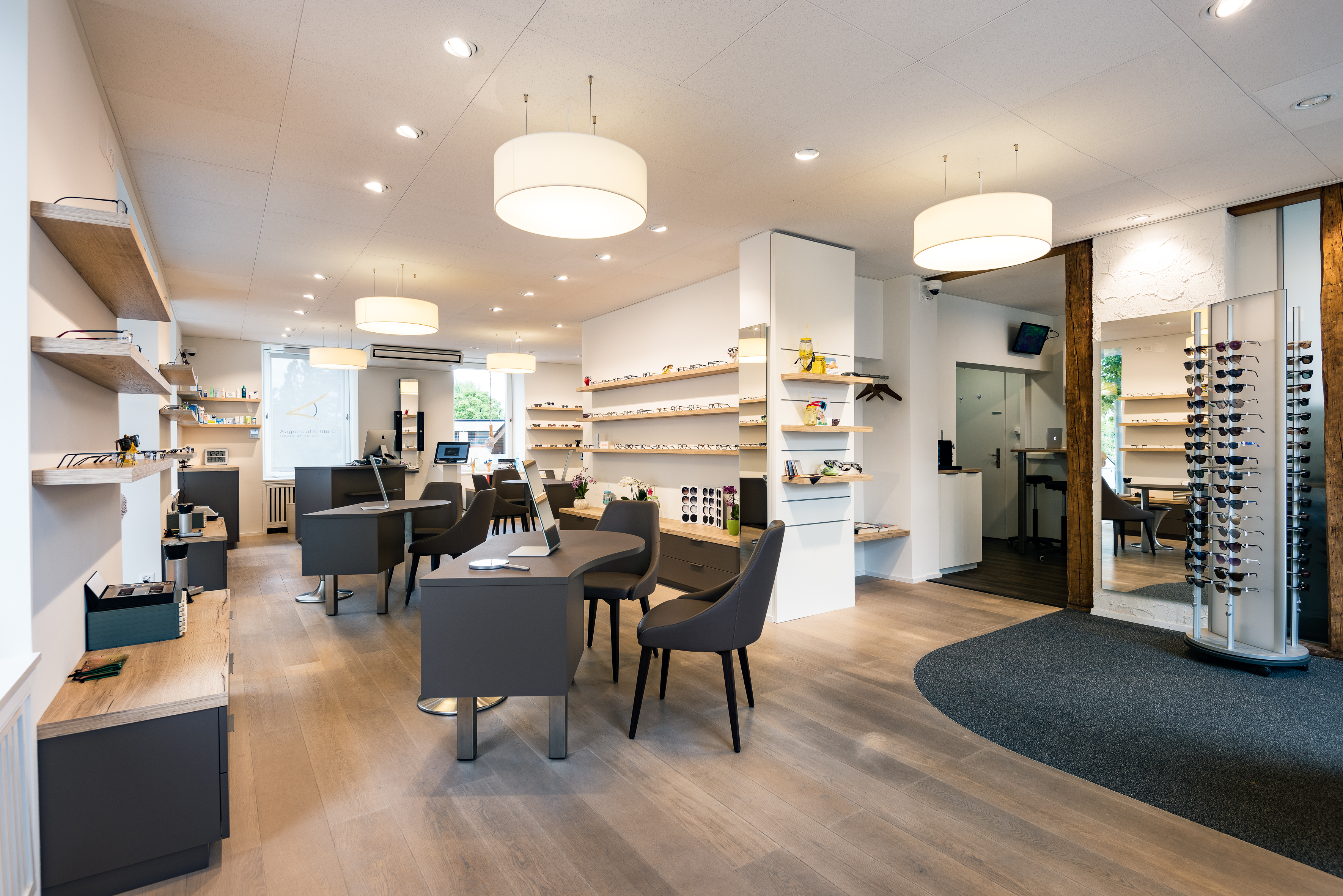 Innenansicht von Augenoptik Ulmer AG Dielsdorf, Bild 1 von 4